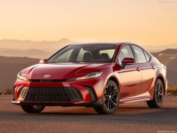 تاكسي الكويت اتصل الآن 66621783