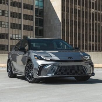 تاكسي القصور اتصل بنا 66621783