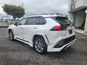 تكاسي الكويت 24 ساعة توصيل سريع لجميع المناطق اتصل 66621783