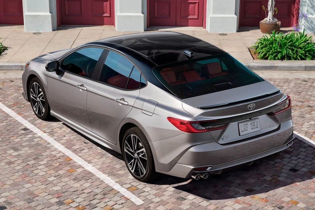 تاكسي هدية | اتصل الآن 66621783 | تكسي هدية 24